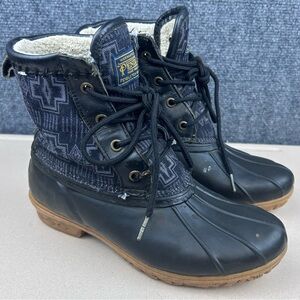 Pendleton Heritage Women’s Duck Boots Western Print Size 6